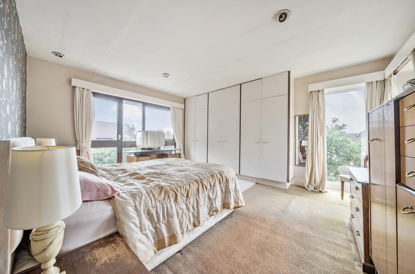 Warborough Close, Llanelli, SA15 3LH